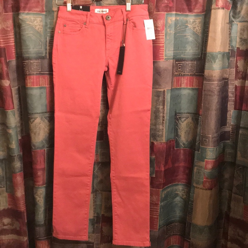 Rose colored twill pant
